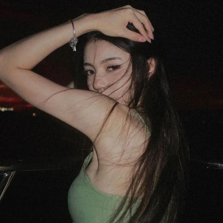 闺蜜齐穿书，带球跑后他们慌了